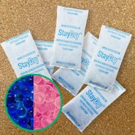 40ISG07 - 1g indicating silica gel packets piles of 1g indicating silica gel packets