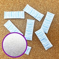 39SG11 - 2g non indicating silica gel packets piles of 2g non indicating silica gel packets