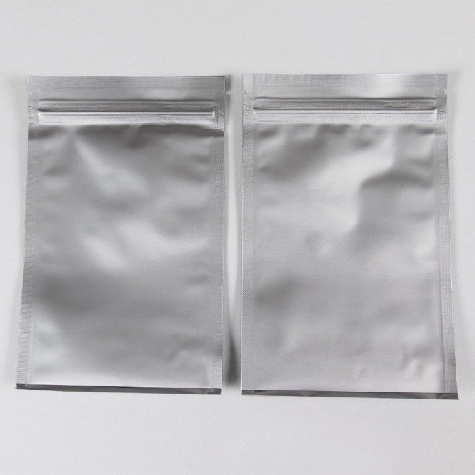 4.25" x 6.6" Tamper Evident ZipSeal Pouch - 0425VF4C066TEZ