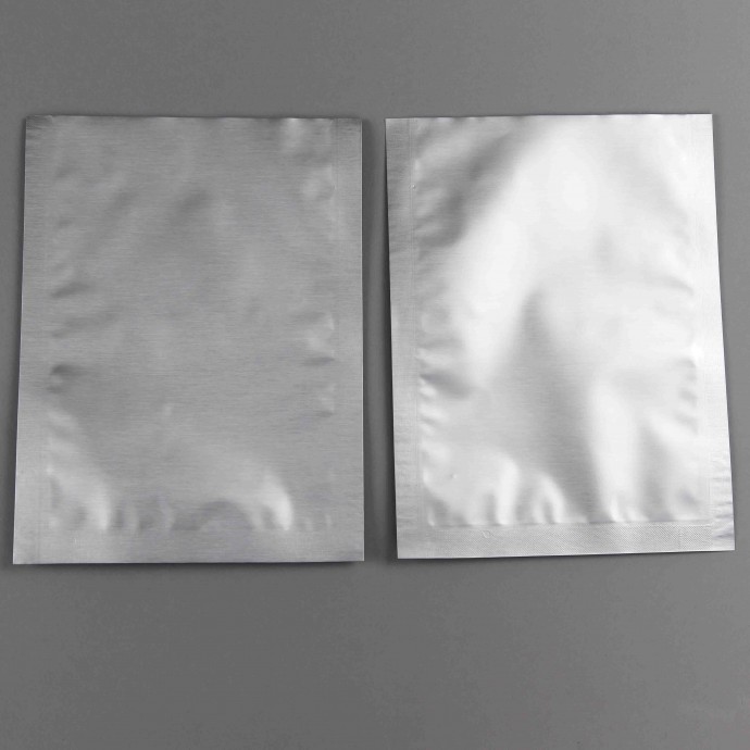 6" x 8" Silver 3-Side Seal Pouch - 06VF4C08