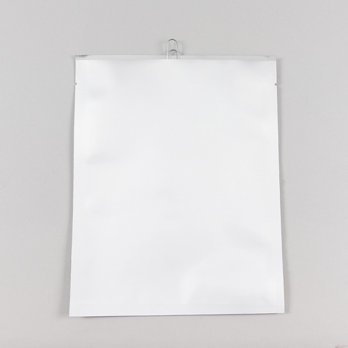 7.5" x 9.25" Silver 3-Side Seal Pouch - P75C0750925