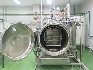 food cooked inside retort pouches